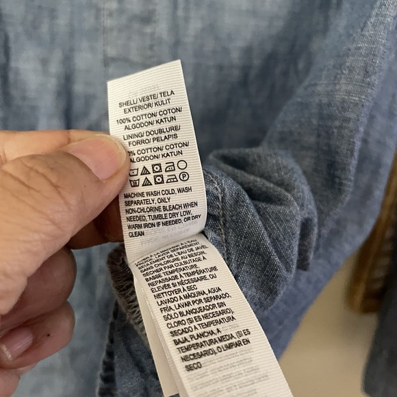 Lucky Brand Chambray Feminine Bow Button Down Shirt Denim Western Sz M NWT B5 - Picture 9 of 14